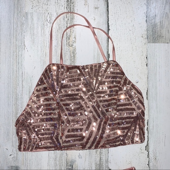 Agaci | NWT Sequin Crop Top w/ Skirt - Picture 3 of 9